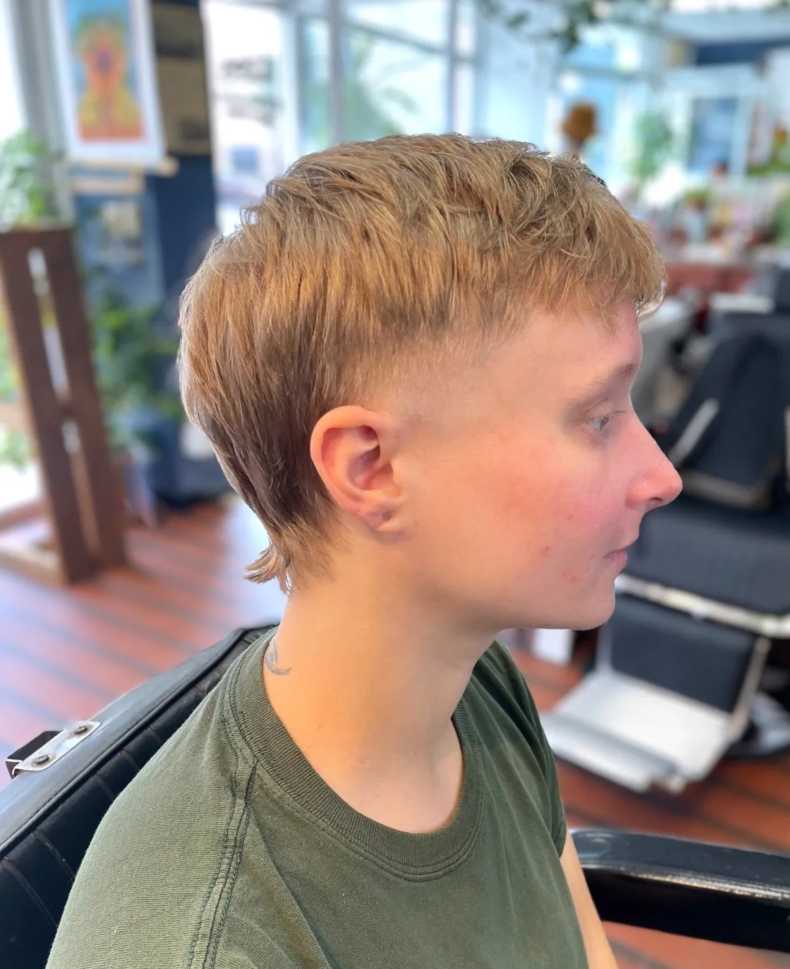 Crop texturé, léger mullet et dégradé par Élise
